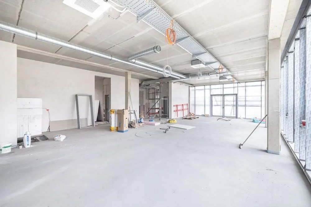 Construction Site 3 – Construction documentation of a commercial building: shell, interior f
